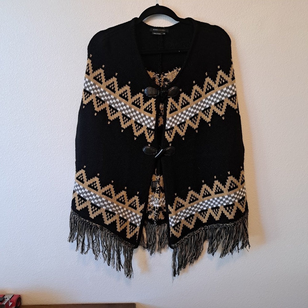 BCBGMAXAZRIA Black Gold Fair Isle Knit Poncho Toggle Fringe Wrap SM